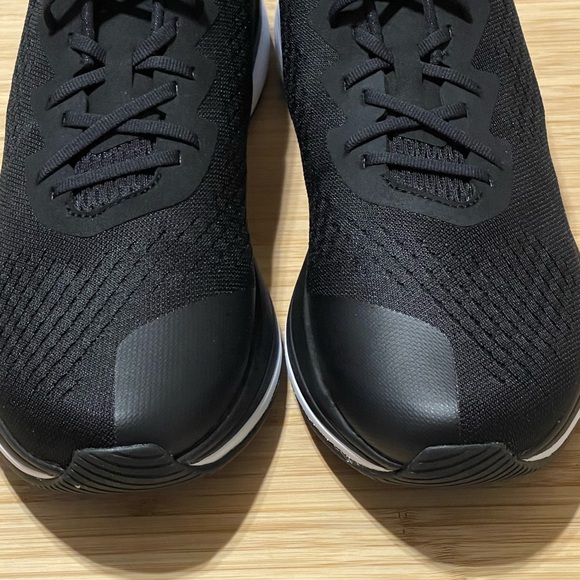 LANE - EIGHT Men's Relay Trainer - Size 11 - Picture 4 of 9